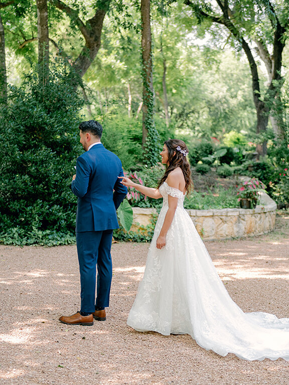 dallas-wedding-brides-of-north-texas-blissful-planning-weddings-hidden-waters-wedding-venue-wedding-photographer-white-orchid-photography-3139