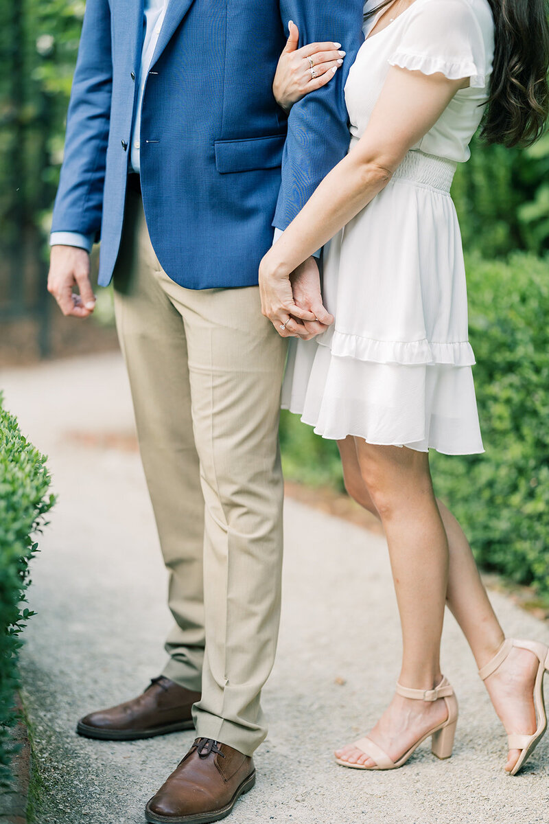 engagement-photo-outfit-idea