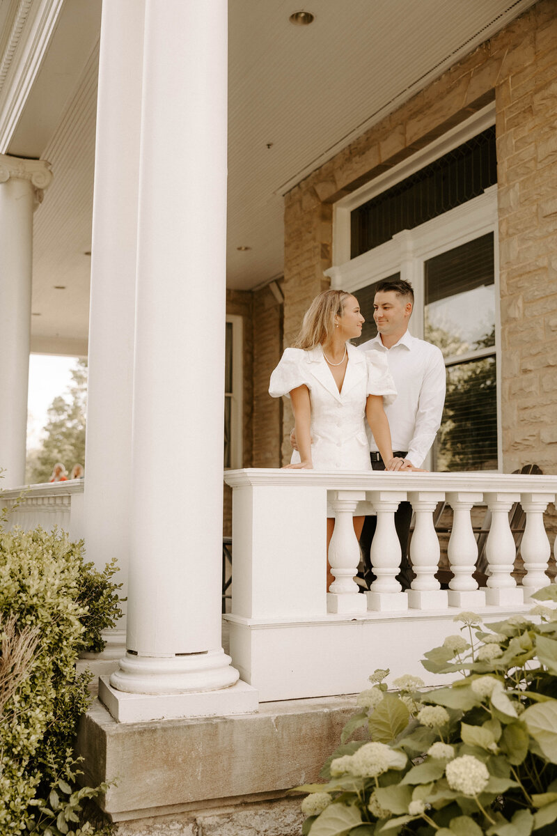 couple on the porch at their nashville photo session