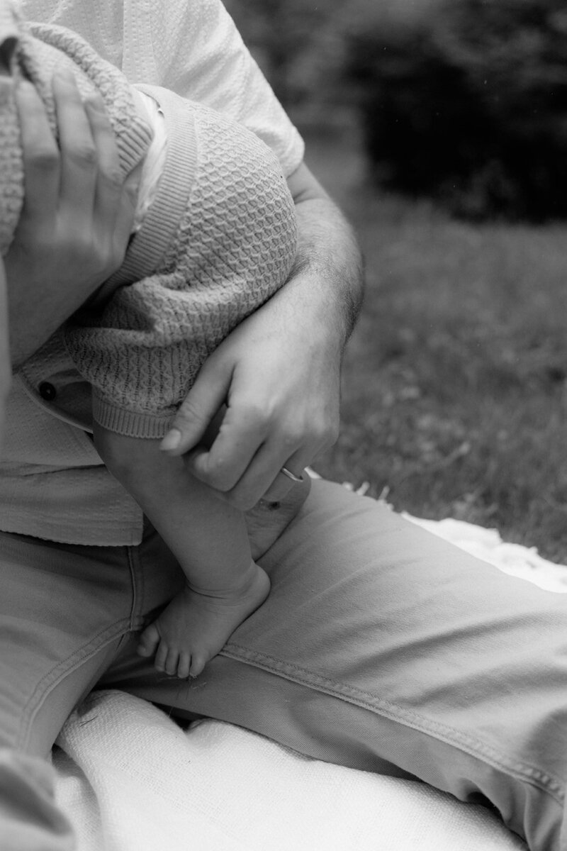 jess_+_nick_in_home_family_session (24 of 108)_websize