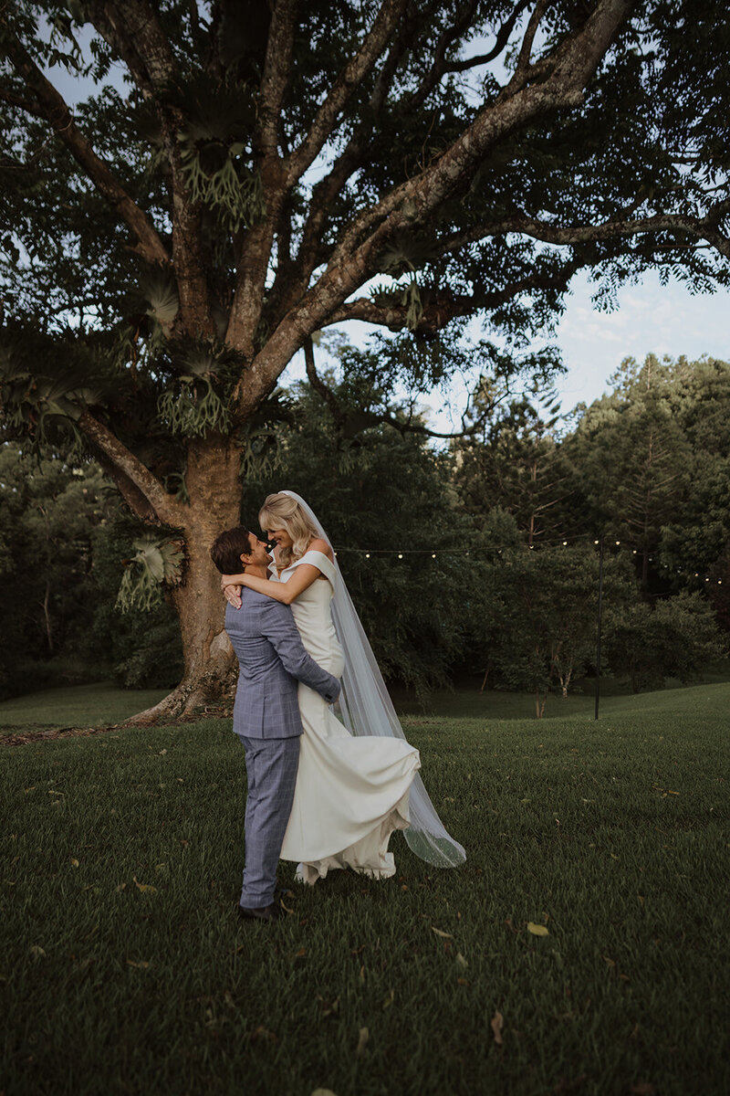 Paige + Steven - Maleny Manor - Angela Cannavo Photography (352 of 495)