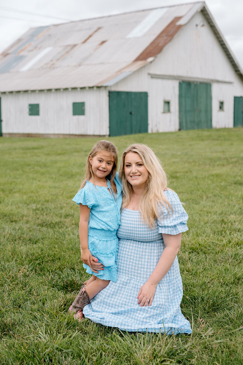 Jillian smiling with her daughter