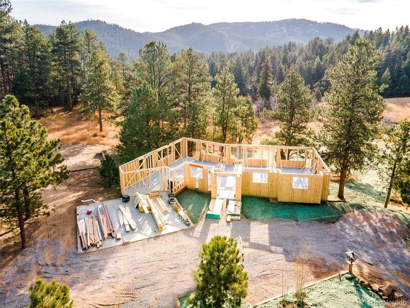 5950 Cliff Front