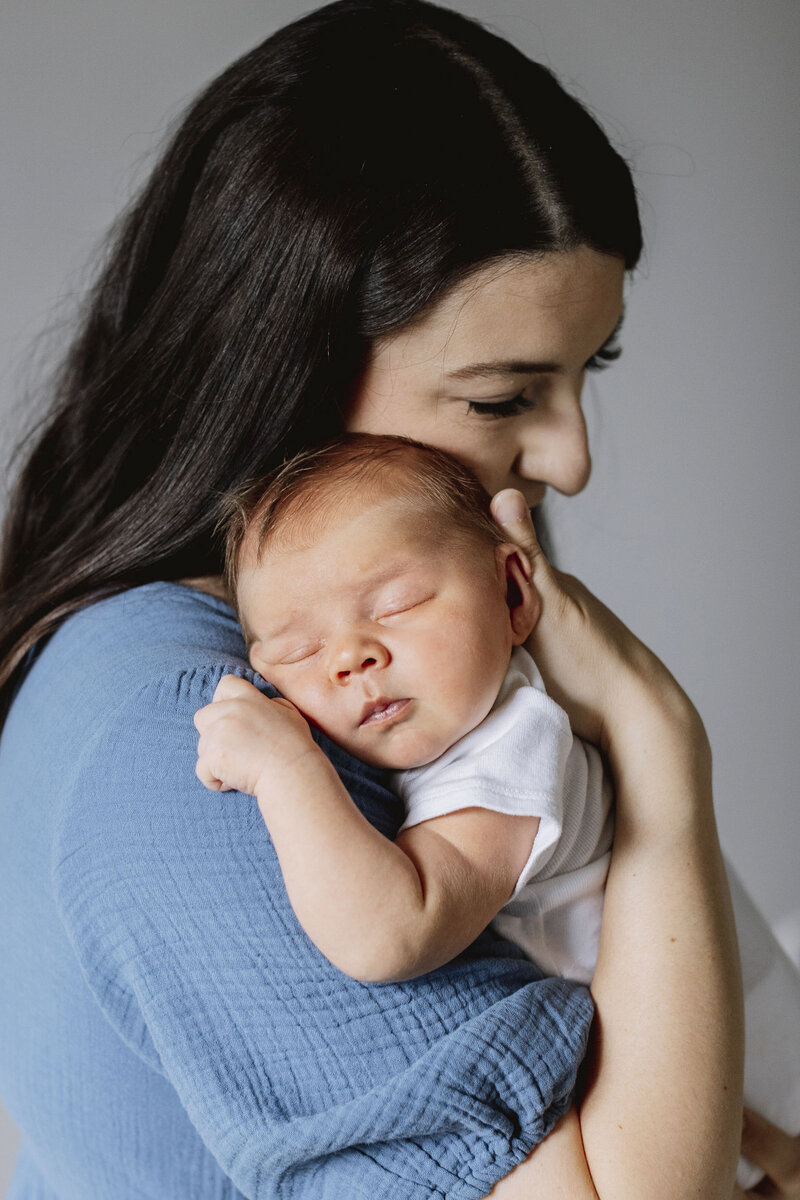 forwebsitetorontonewbornfamilyphotographer_13