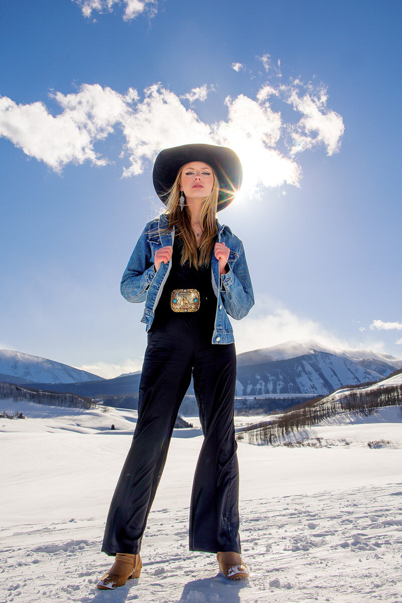 Telluride CO portrait photography session in the snowy mountains