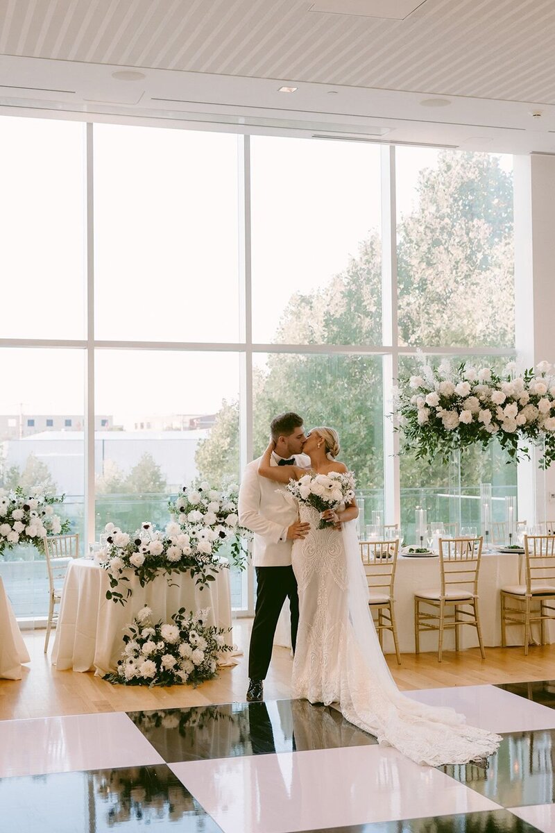 Luxury Wedding Planning for Elegant & Modern Brides