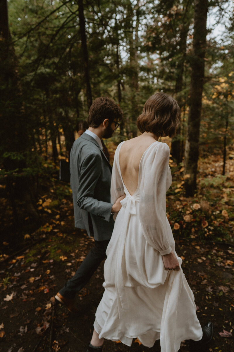 Danielle-Aisling_Mont-Tremblant_Fall_Treehouse_Elopement_BT-78
