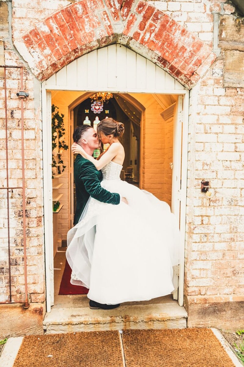 capture your passion with sydney wedding photography packages in your budget