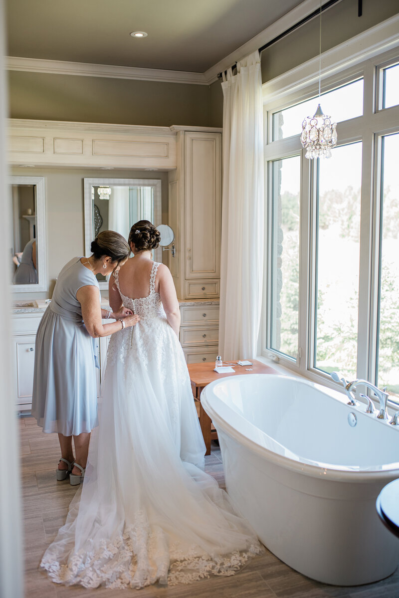 O&E_Wedding-Sneak-Peeks-4-web