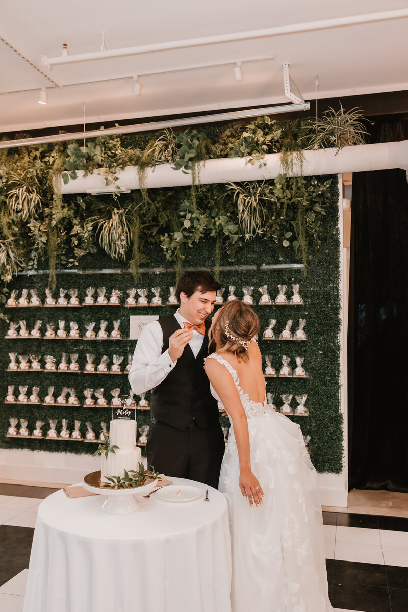 Ann Arbor Wedding Photographer | Mariah Kasten Photo