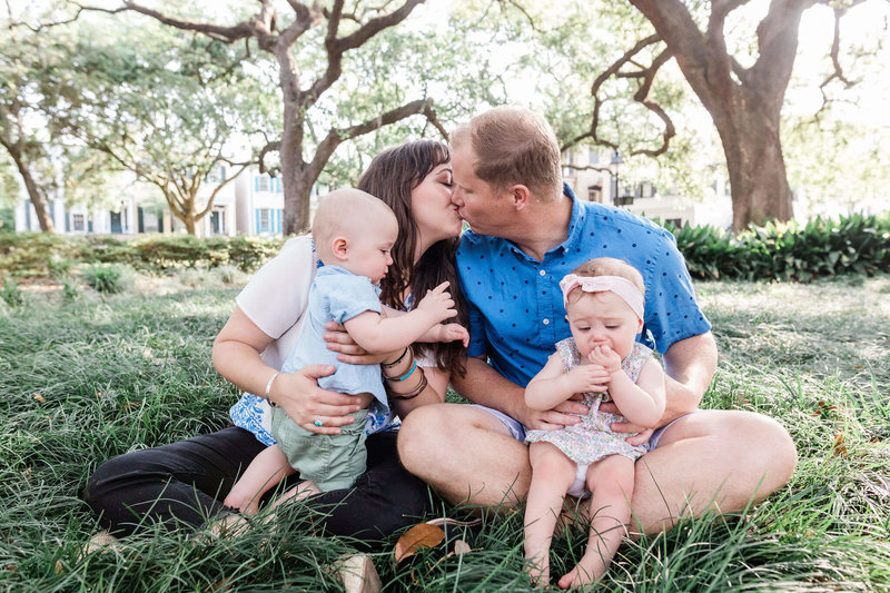 The Nute Family - Downtown Savannah Family Session