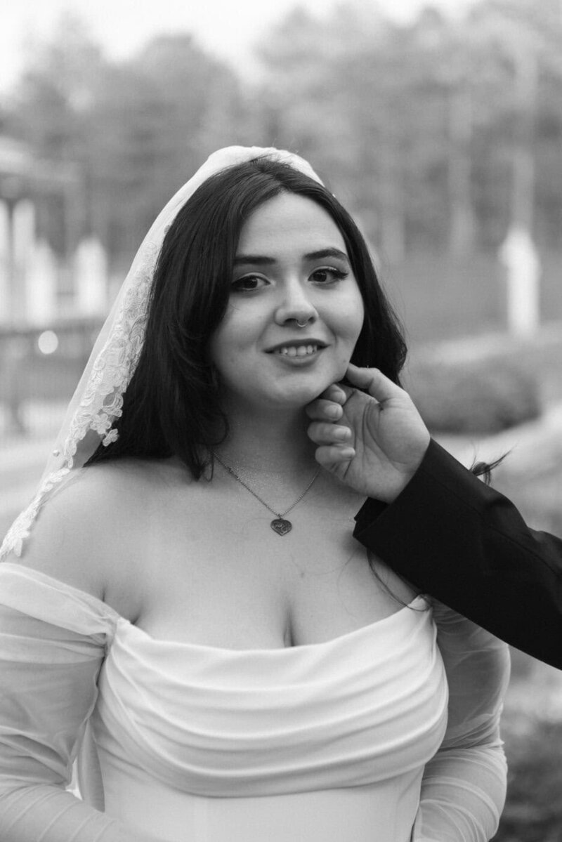 classic-and-documentary-style-wedding-photography-251