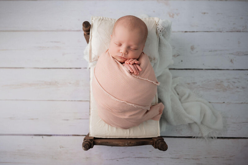 ARP NEWBORN STUDIO POSED EVERLY 1