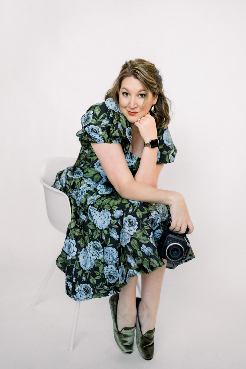 Meet Tiffany Longeway, the face behind the lens of exquisite luxury wedding photography. Capturing timeless moments with elegance and artistry, Tiffany's headshot reflects her professional expertise and passion for creating photographic masterpieces.