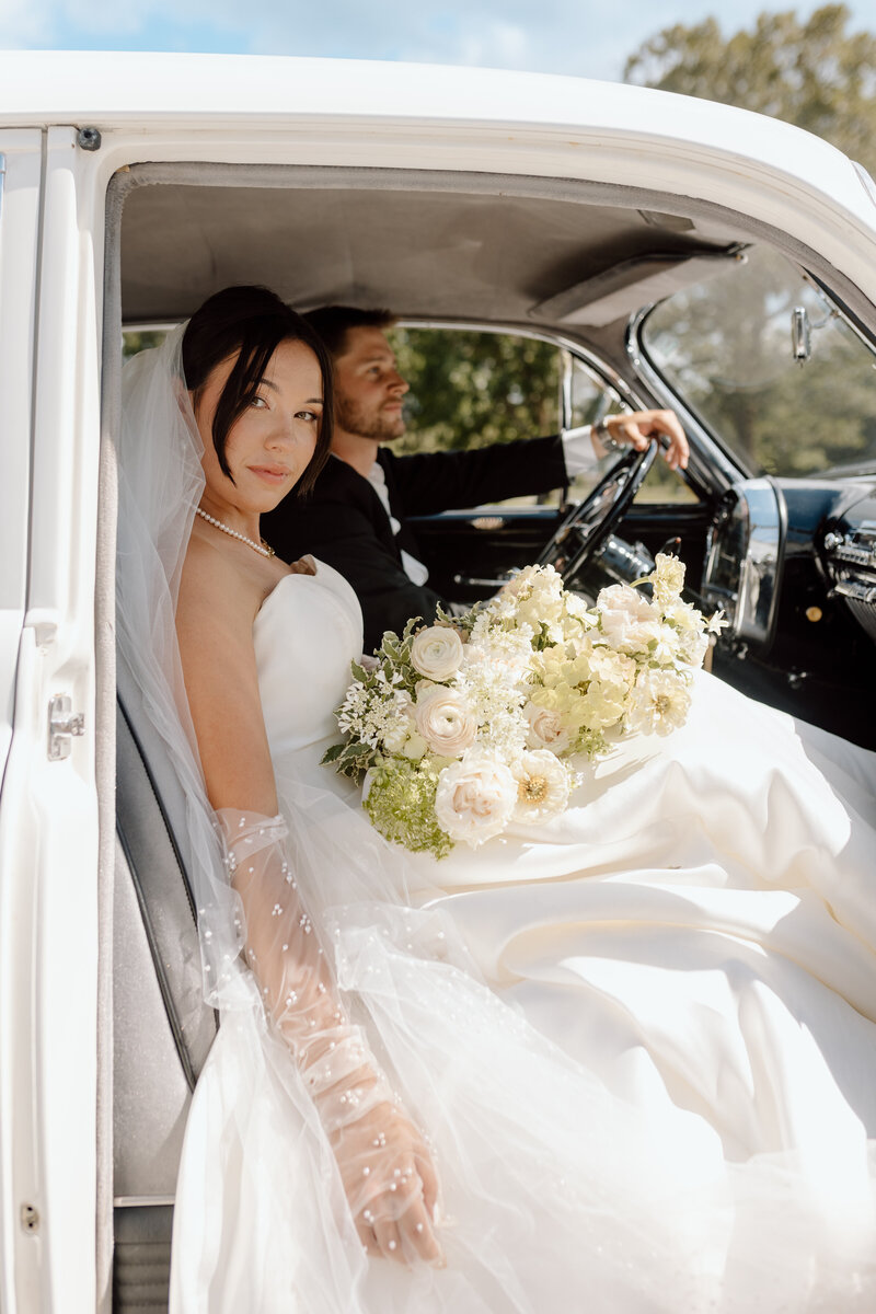 Summer-Garden-Party-Timeless-Wedding
