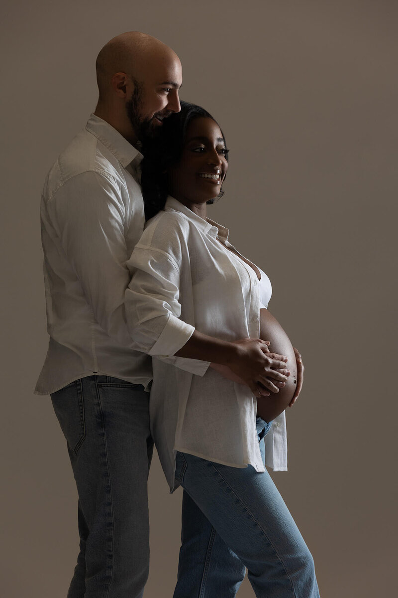 best maternity photographer near me Baltimore, best Washington DC maternity photographer, maternity photoshoot, Maryland maternity portrait studio 3343