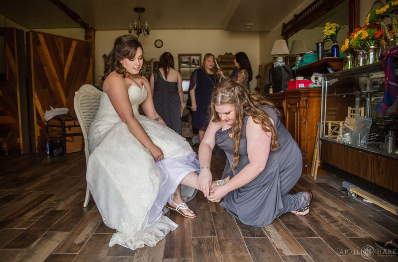 Bridal Room at Barn at Evergreen Memorial Park