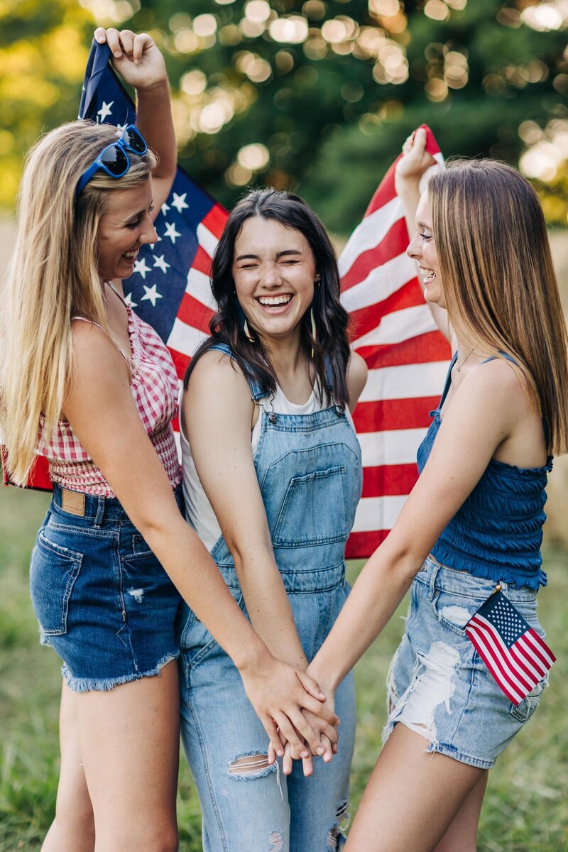 insiders-seniors-july4-central-va-senior-photographer-group