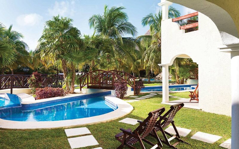 suites02-A-royale-resortpage-HiRes