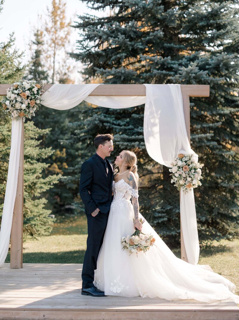 Edmonton Wedding Photos - Pine and Pond Wedding Venue (143)