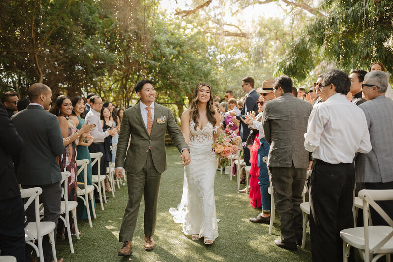 Link to a green gables wedding gallery 