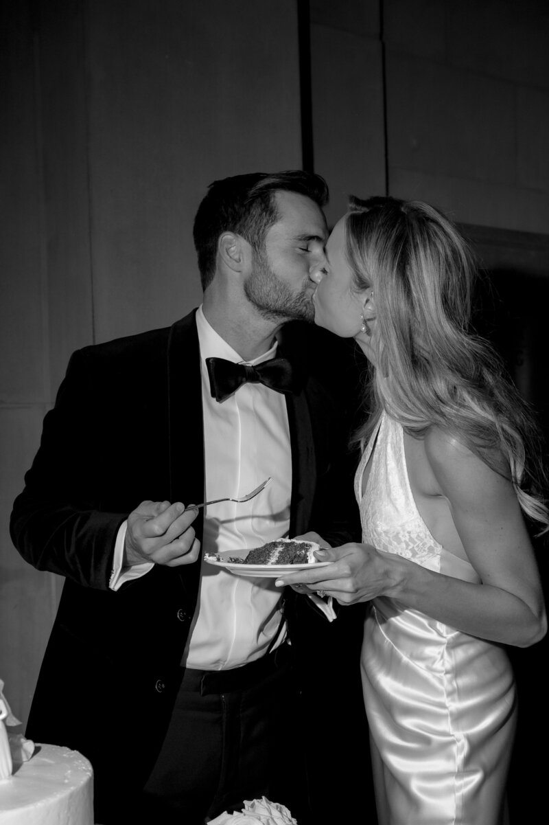 Dancing_JulieannaAndrew_BaltimoreWedding_CaitlinJoyce_Photo-53