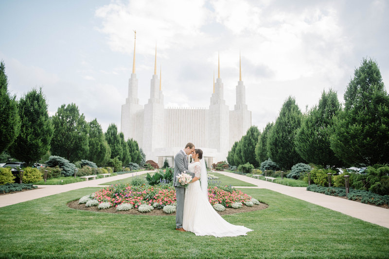Brooke Bakken posing with her laptop