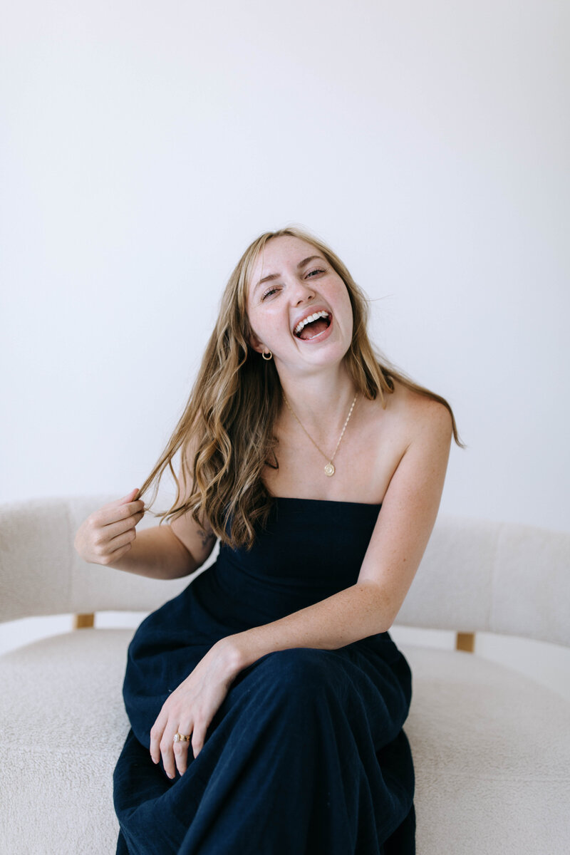 Gabby Rhodes is a wedding photographer based in Northern Colorado