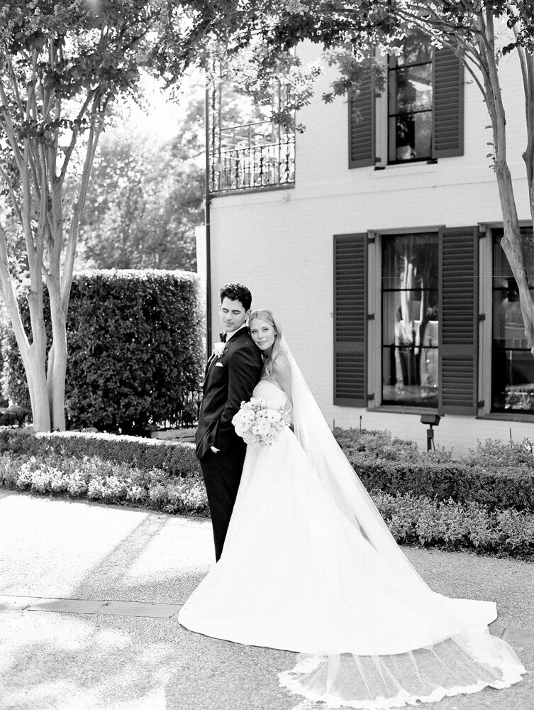 Top Austin Wedding Photographer-343