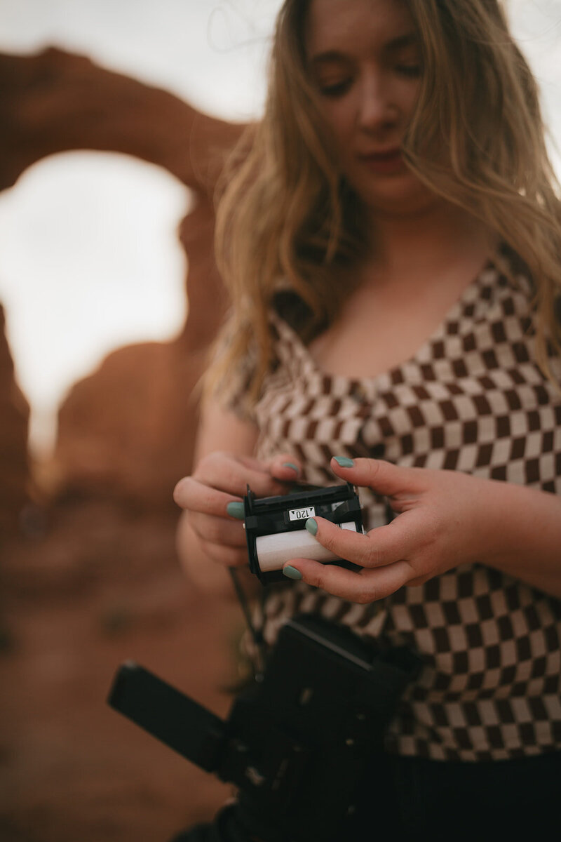 moab-utah-elopement-photographer-3_websize