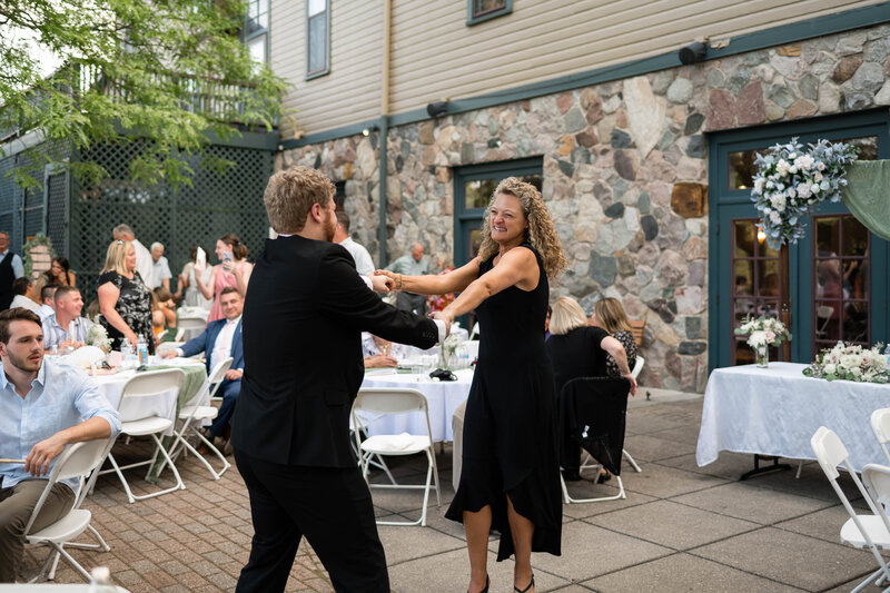 35-K&M - Grand Ledge Opera House Wedding - Mariah Kasten Photo
