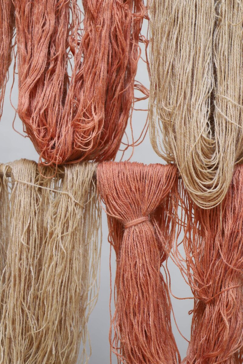 how to naturally dye wool 