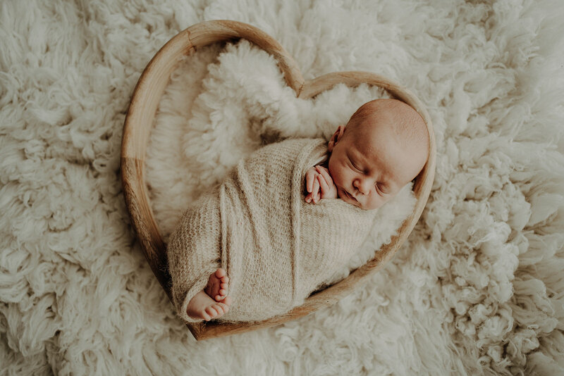 Danielle-Leslie-Photography-2021-aberdeen-newborn-photographer-mccullough-0029