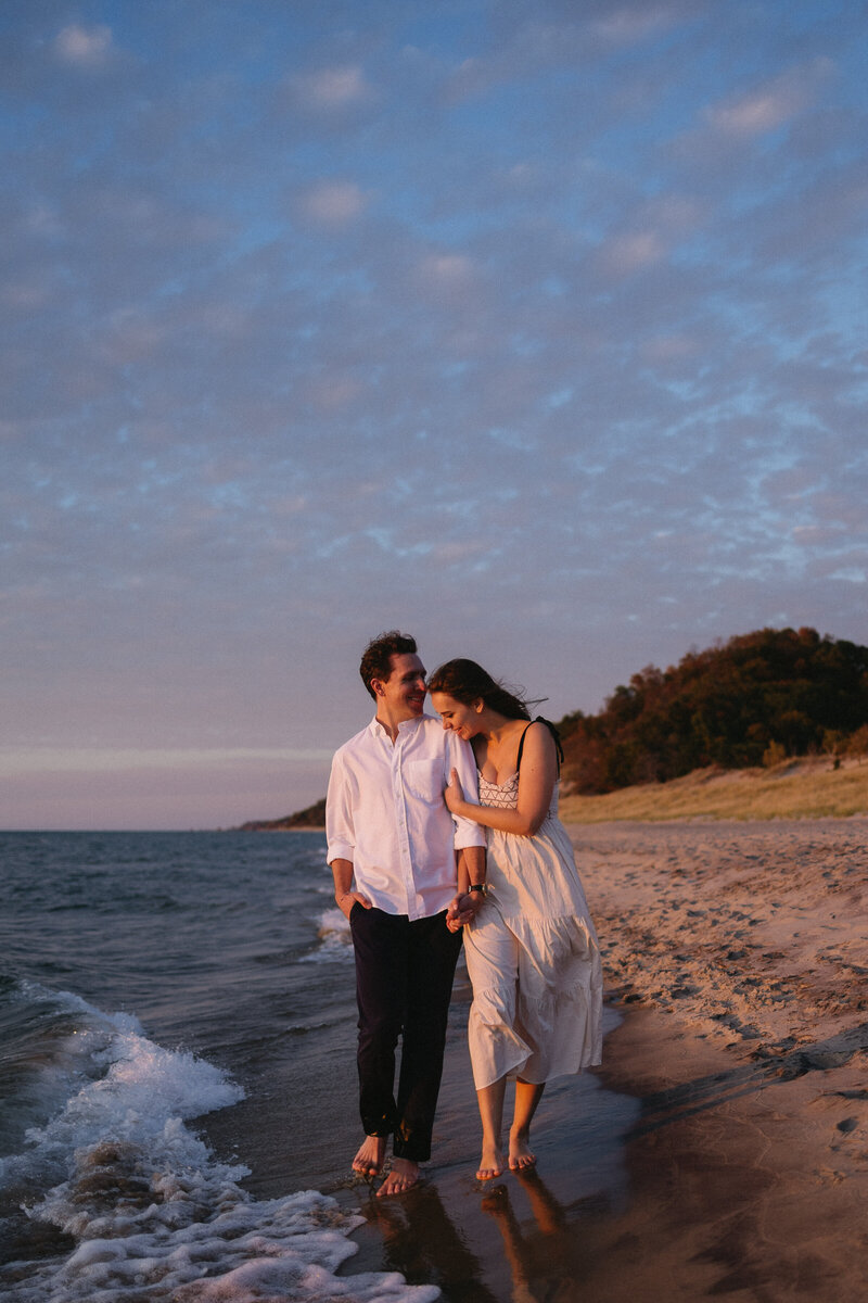 Get to know Sol Luna Photography, your Mid Michigan Wedding Photographer. Learn about our passion for capturing the love stories of couples who value elegance, authenticity, and timeless moments. Discover how we create stunning imagery to cherish forever.