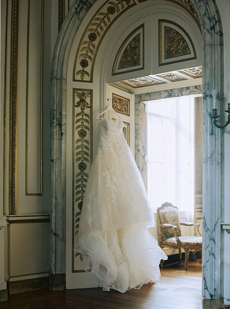 1-classic-pronovias-wedding-gown