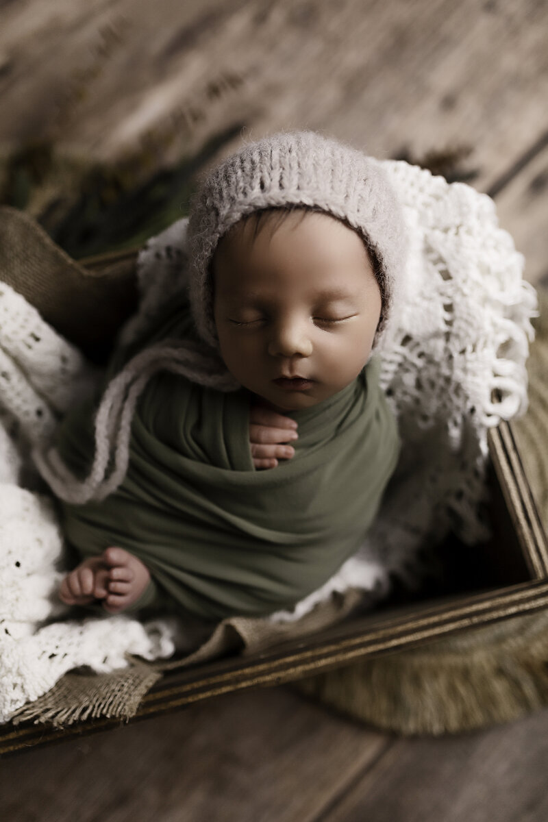 Round Rock texas newborn photographer
