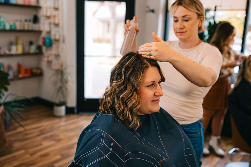 Cedar-Falls-Hair-Salon-Hint-and-Hue-2X4A6252