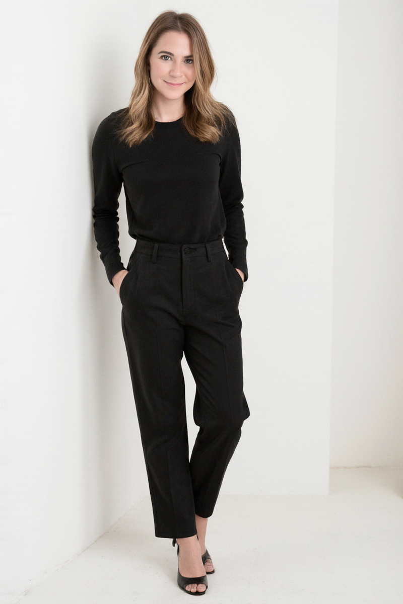 renee-blackoutfit1