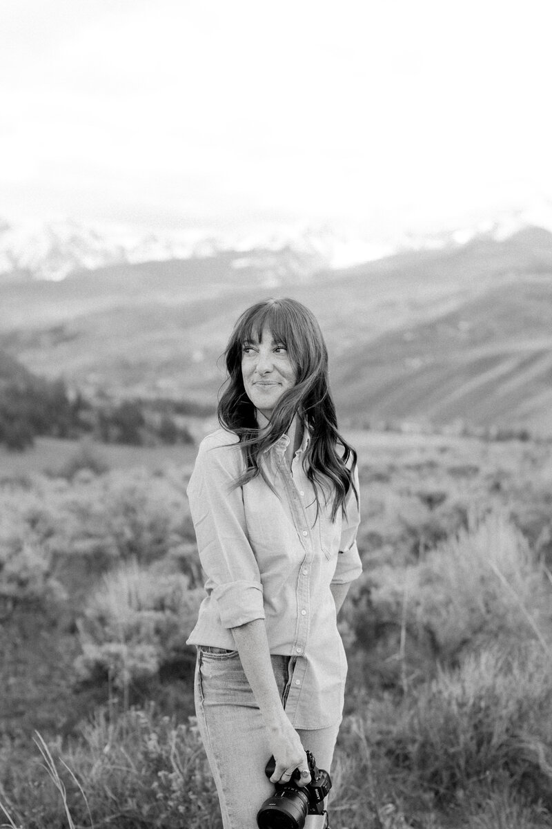 Wedding photographer Whitney Rae in Colorado mountains