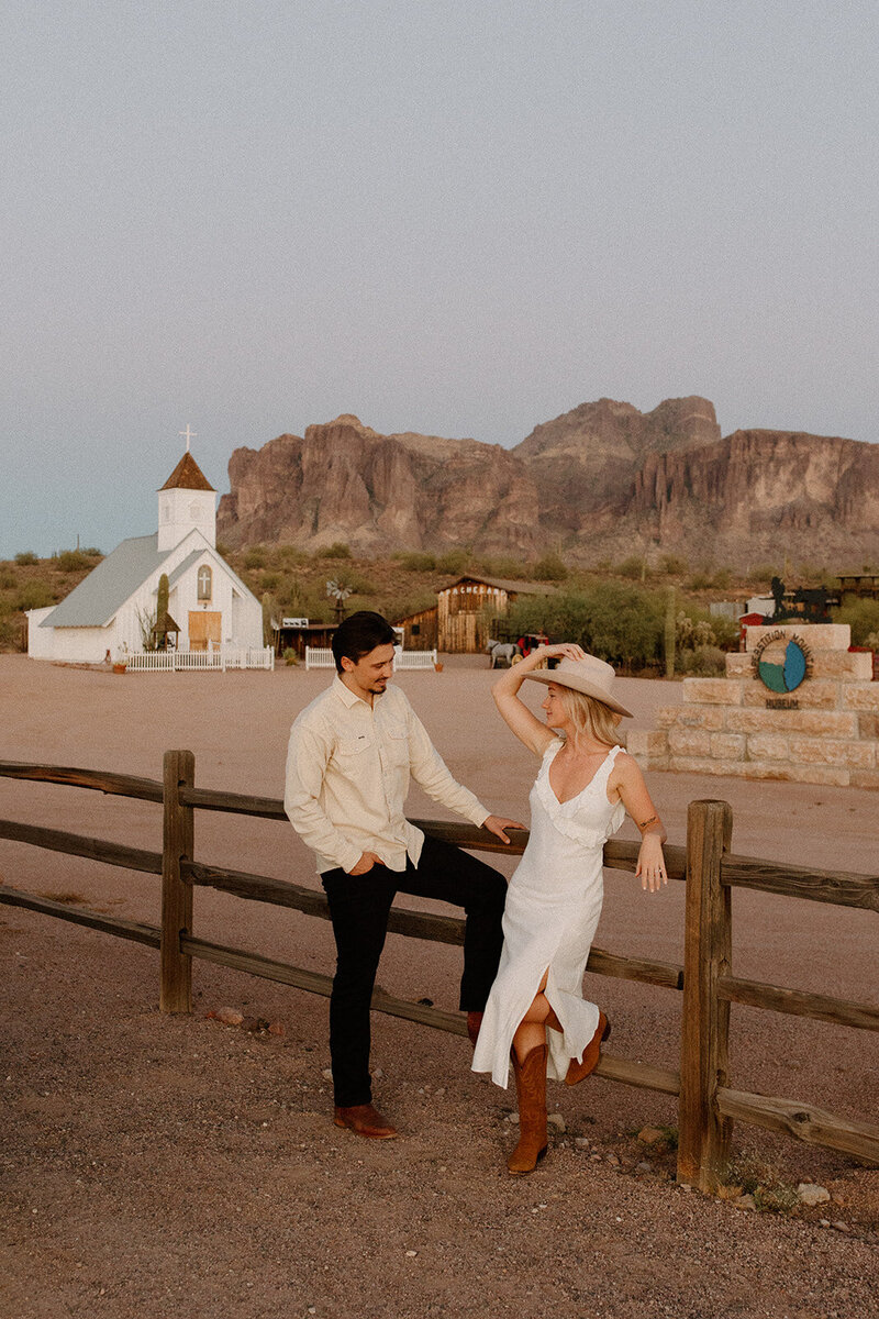 jami-oliver-engagement-session-taylorraephotofilm-260_websize (1)