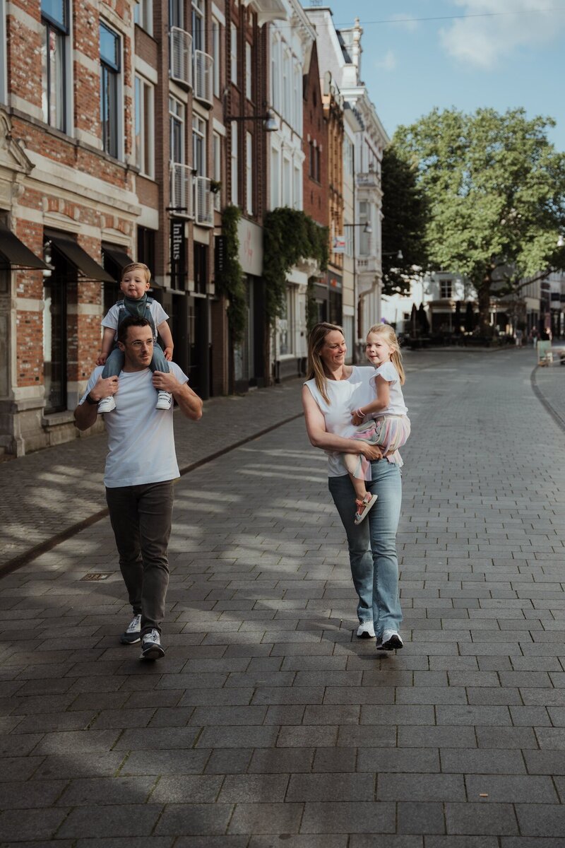 Tom, Patricia, Lola, Jack in Breda-43