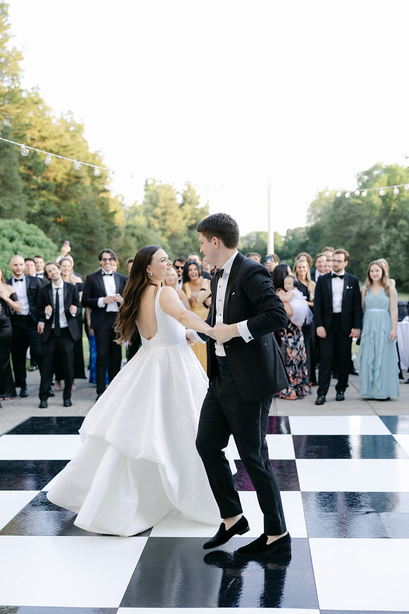 first-dance-black-white-floor