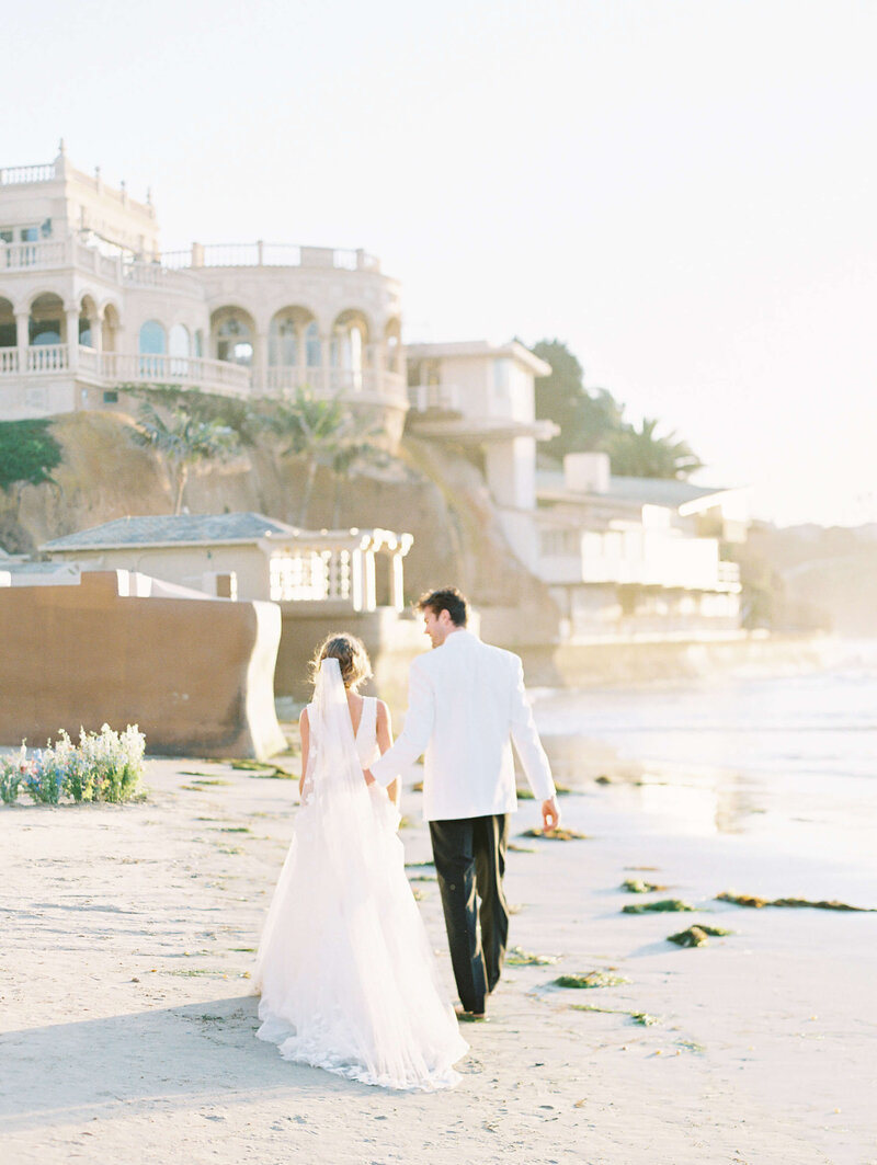 Lisa-Leanne-Photography_Fine-Art-Film_Beach-Elopement_southern-california-wedding-photographer_3