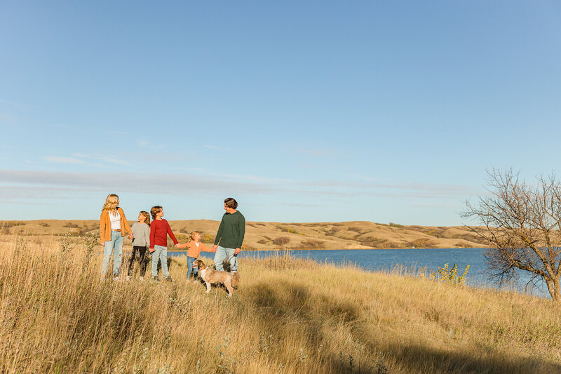 2024-krystal-moore-photography-buffalo-pound-family-fall-session-19