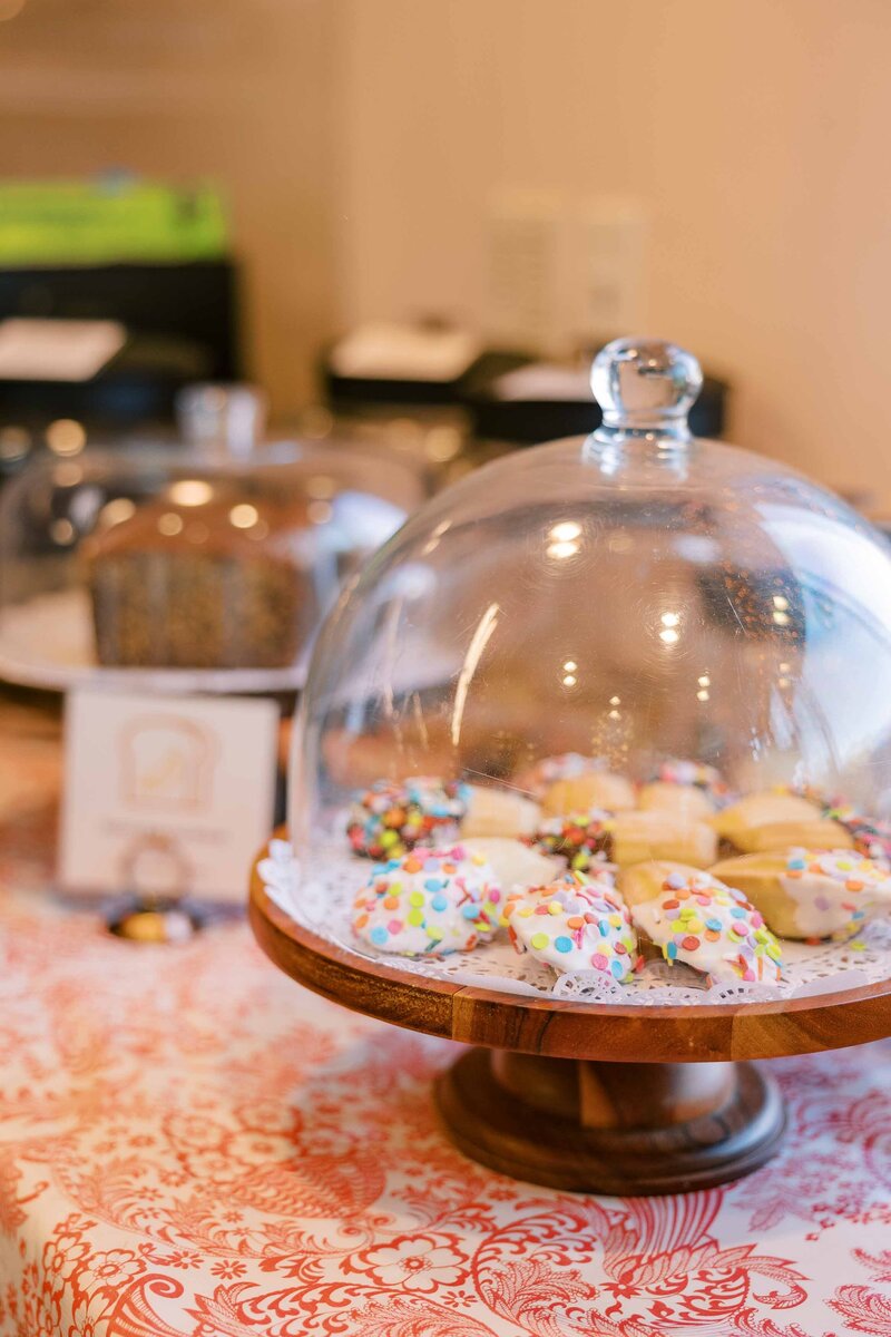 Decorated madeline cookies with sprinkles