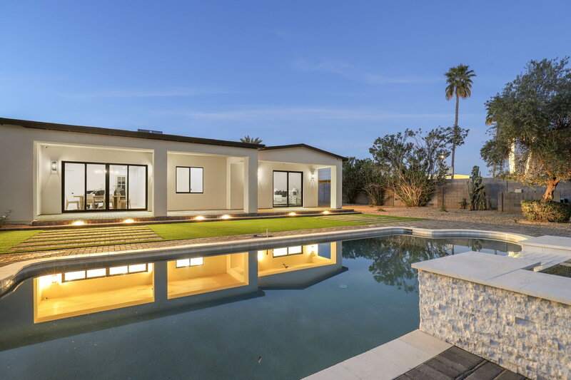 77-web-or-mls-6315-e-corrine-dr