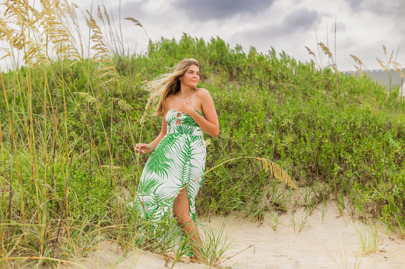 Outerbanks North Carolina, beach senior portraits, nags head, lighthouse, Bodie Island lighthouse, destination senior portraits, senior pics, beach senior pictures, golden sunshine senior portraits, senior girl, class of 2024, Sarah Hilts Photography, NC senior photographer, obx senior photographer, nags head senior portraits , jockey ridge nags head, Kitty Hawk Pier