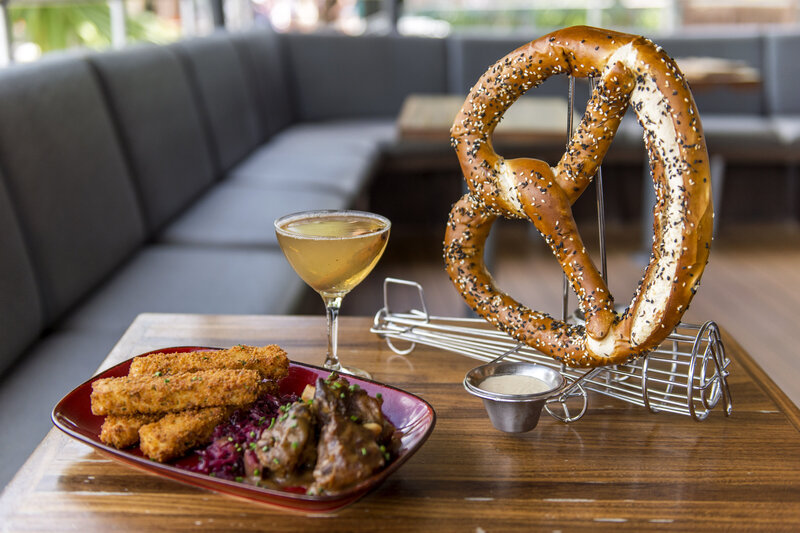 DisneySprings_Wonderfall_HangarBar_BavarianPorkShanksPretzelsAutumnSmash_2018