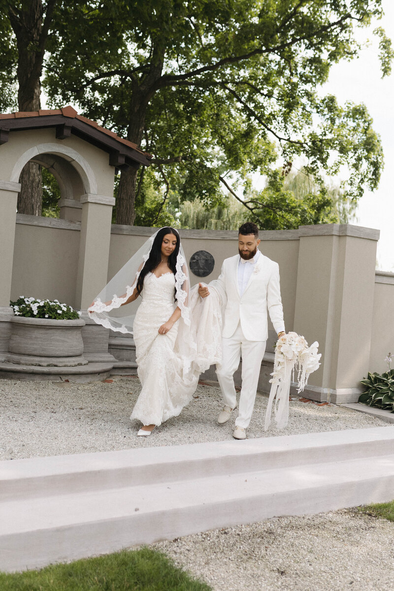 Bride and groom photo