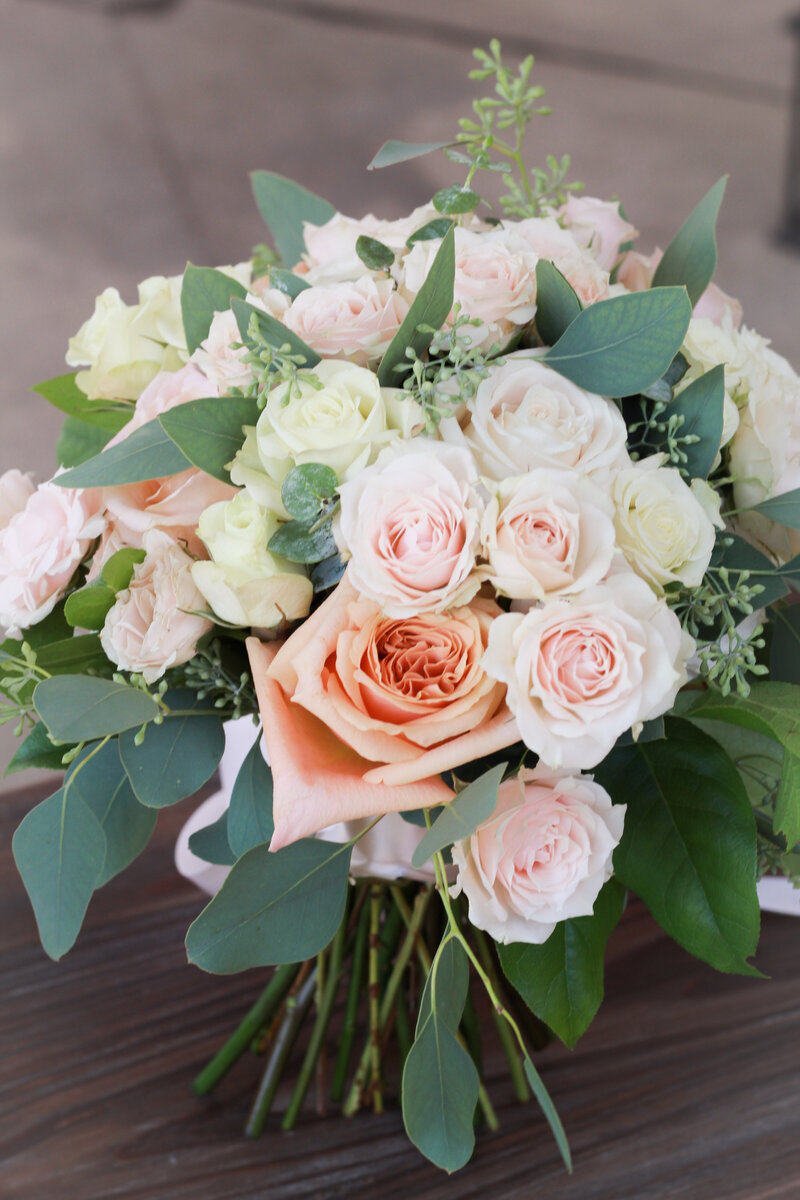 florist-greenwich-new-york-connecticut-designer-preservation-floral-wedding-westchester-bouquet-rose-garden-simple-24